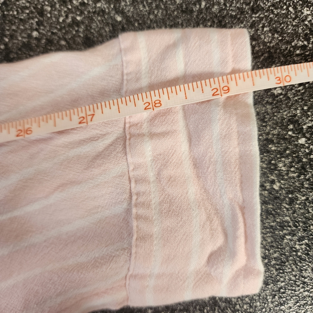 So Women's Sz L Pink And White Striped Tie Front Button Front Collared Blouse - Picture 9 of 9